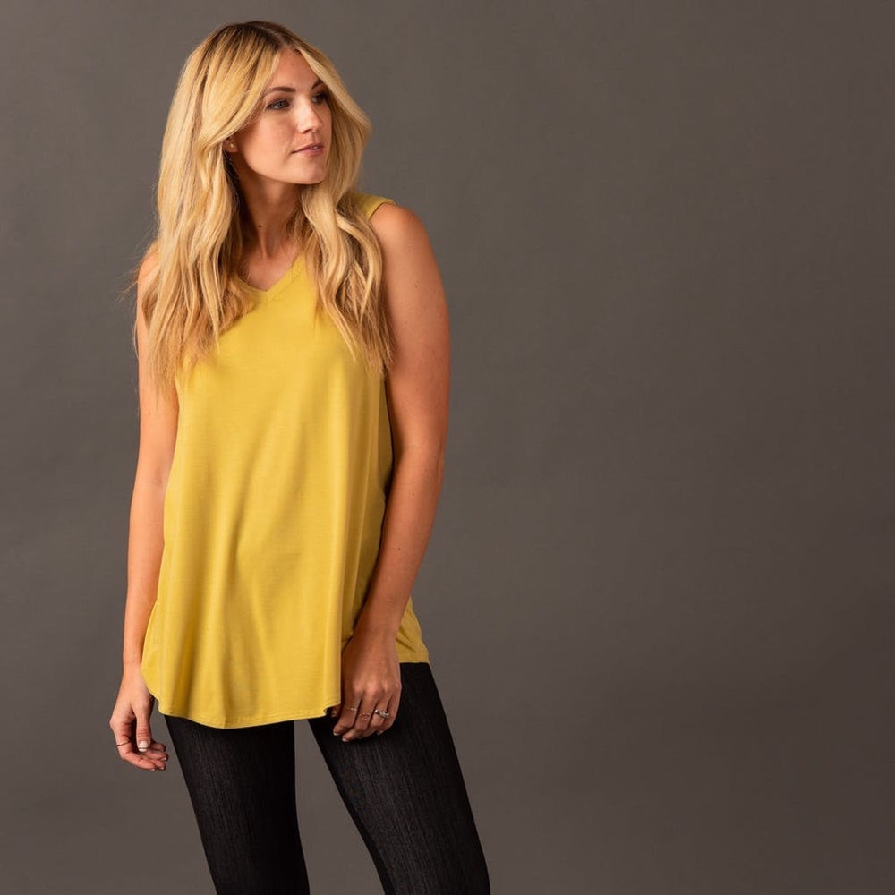 Double V neck Tank Creamy Yellow
